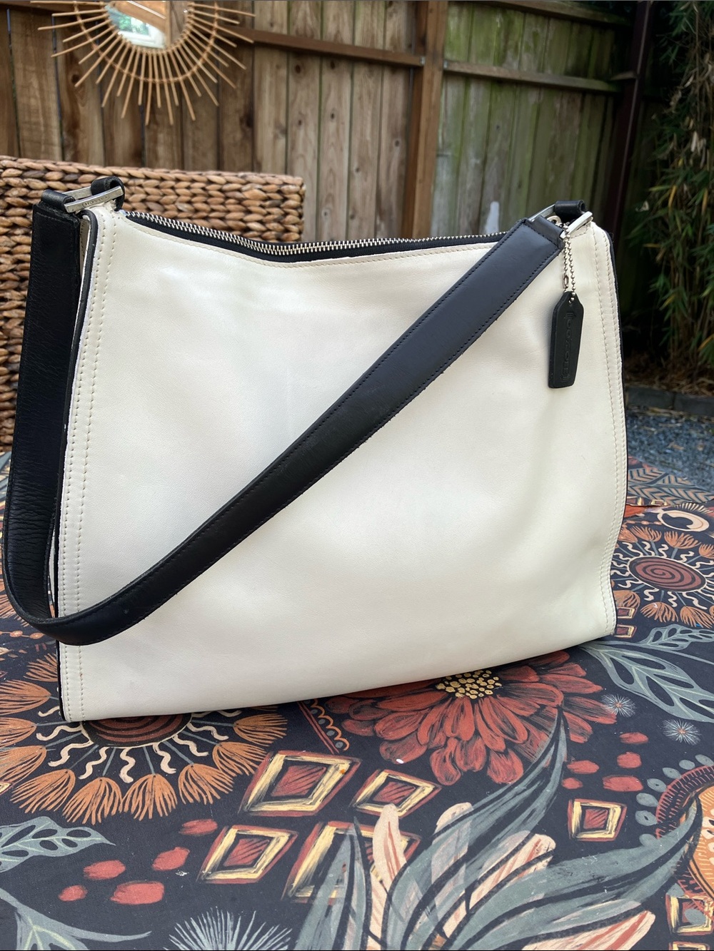 Vintage Y2K Coach Cream Leather & Black Mercer Hobo Tote Satchel Bag M9R-6143